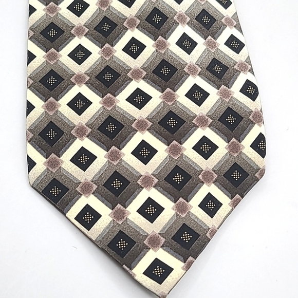 Giorgio Brutini Geometric Patterned Silk Tie - Black, Cream & Gray - Picture 3 of 7